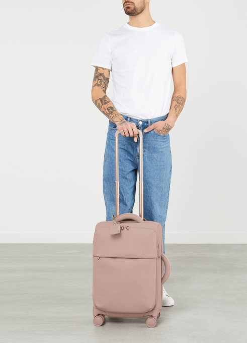 Lipault Lost In Berlin Cabin 2.0 55cm  Rose Quartz Lipault Lost In Berlin Cabin 2.0 55cm  Rose Quartz