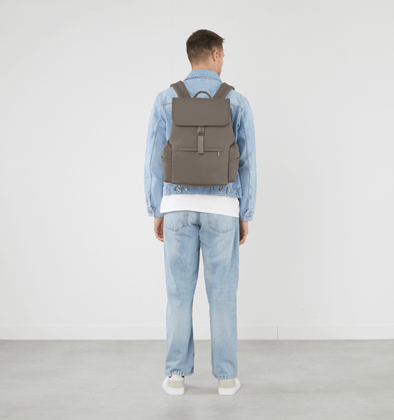 Lost In Berlin Cargo Rucksack 15.6" Lost In Berlin Cargo Rucksack 15.6"