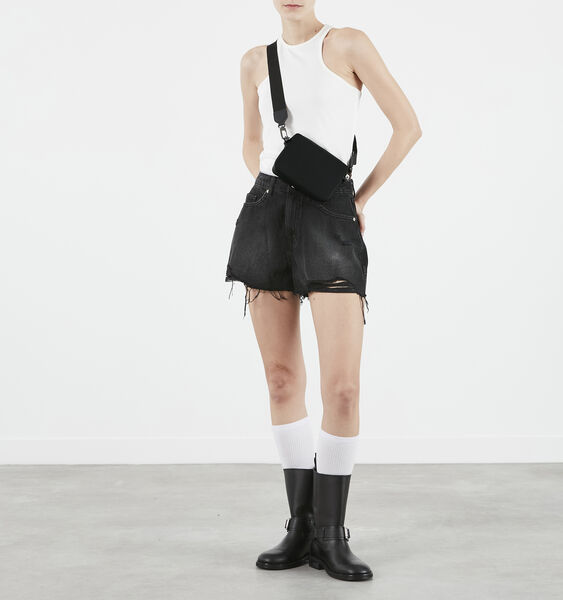 Lost In Berlin Umhängetasche - die Box Lost In Berlin Umhängetasche - die Box