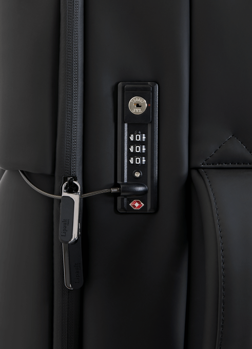 Lipault Lost In Berlin Cabin 2.0 55cm  Black