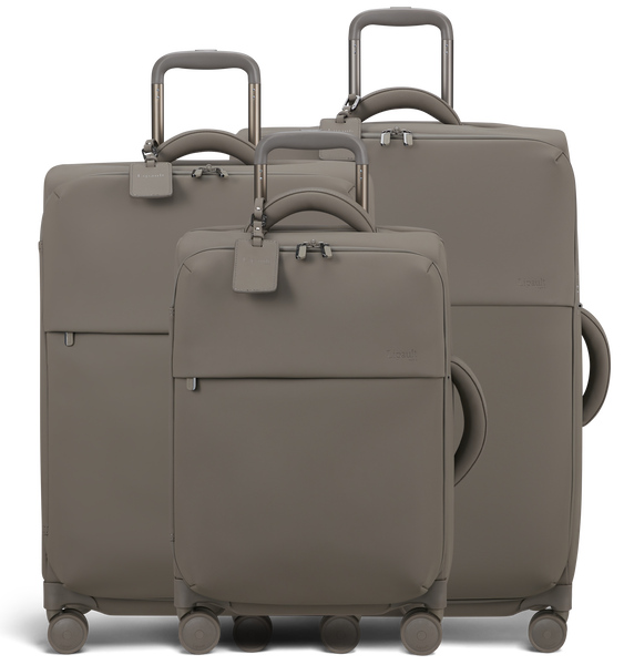 Set of 3 Lost in Berlin Suitcases Set of 3 Lost in Berlin Suitcases