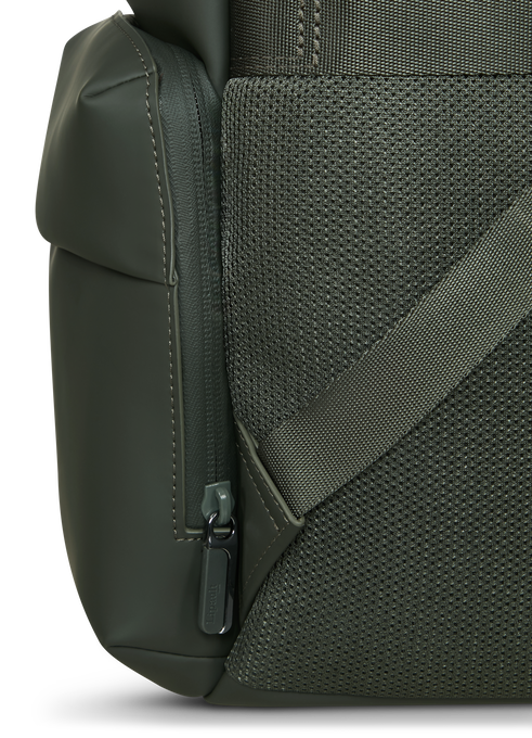 Lost In Berlin Rucksack Cargo M 15.6"
