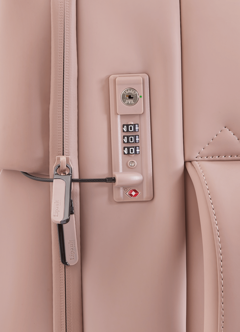 Lipault Lost In Berlin Cabin 2.0 55cm  Rose Quartz Lipault Lost In Berlin Cabin 2.0 55cm  Rose Quartz