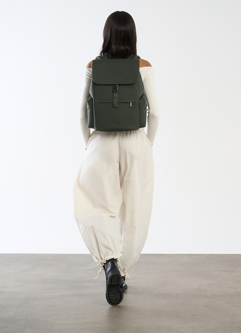 Lost In Berlin Rucksack Cargo M 15.6"